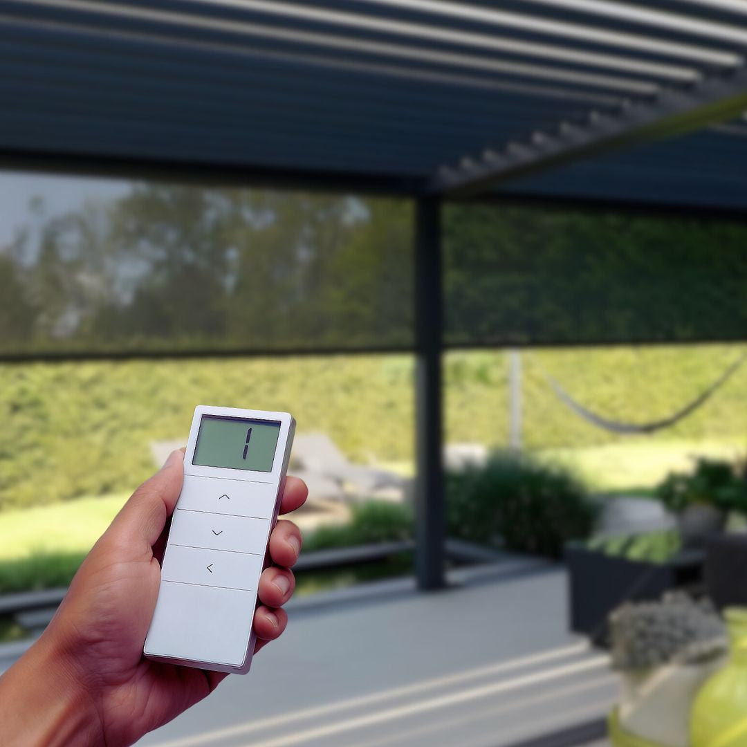 Remote control for Horizon motorised outdoor blinds enabling smooth, whisper-quiet operation at the touch of a button.